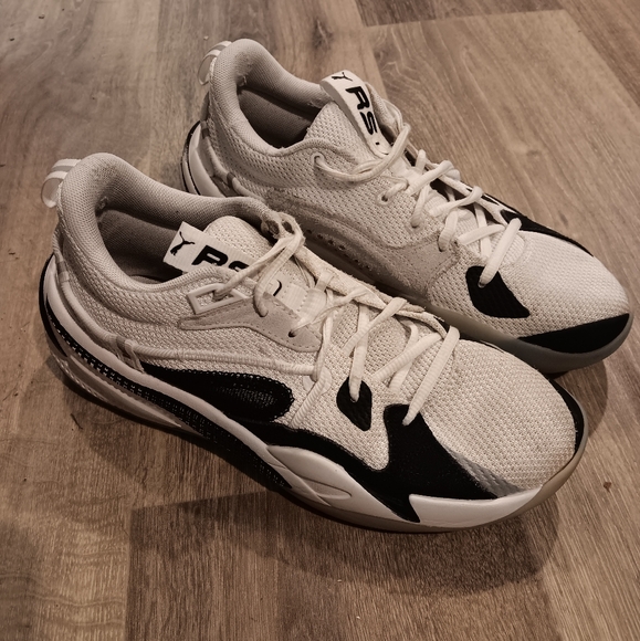 PUMA Men's Size 9 Shoes - Picture 1 of 6